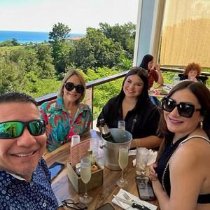 Meet your Posher, Pablo